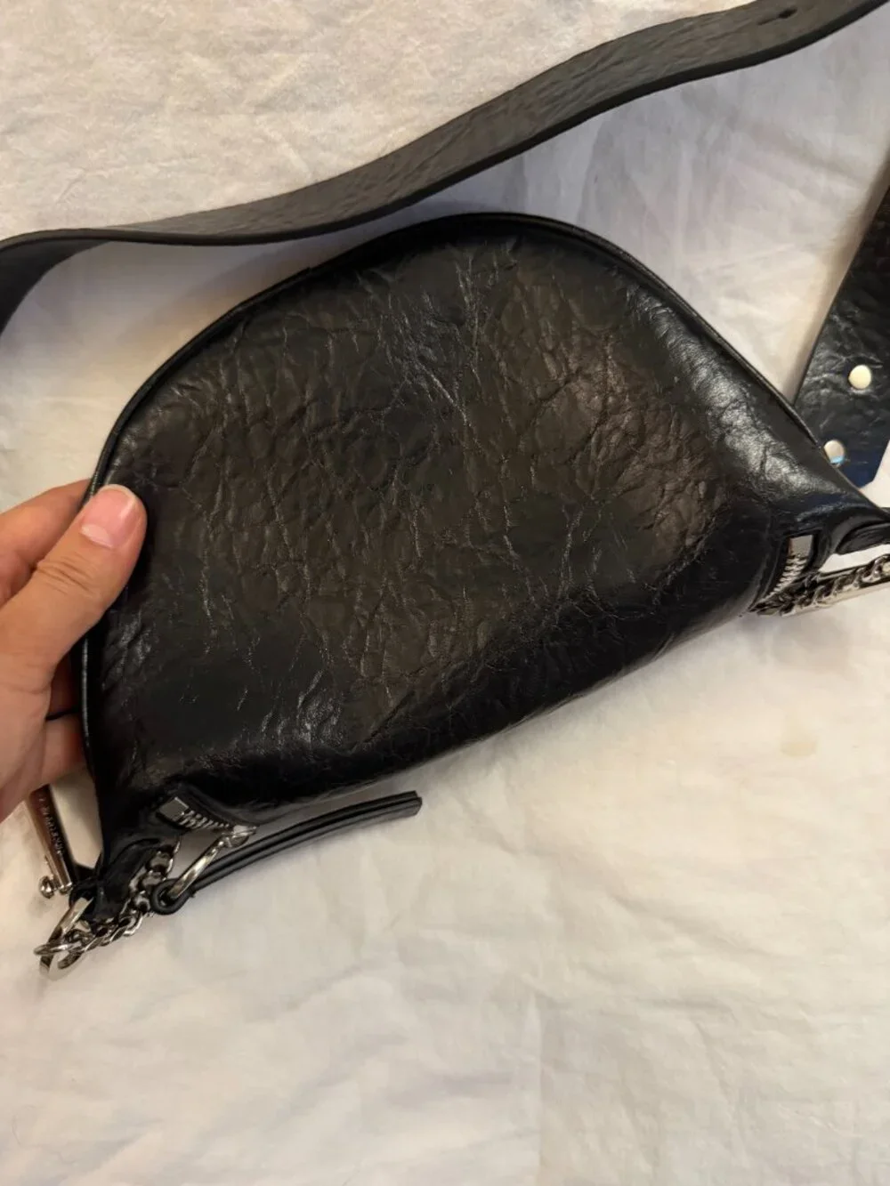 Charles & Keith CK Black Chain Dumpling Bag Underarm Crossbody Silver Hardware L - Picture 5 of 7